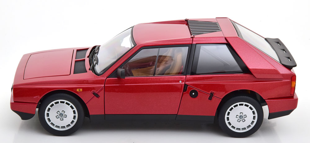 1:18 AUTOart Lancia Delta S4 1985 red