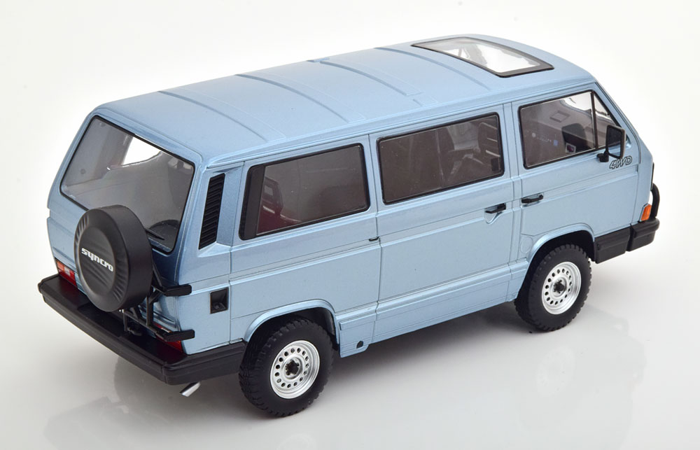 1:18 KK-Scale VW bus T3 Syncro 1987 lightblue-metallic