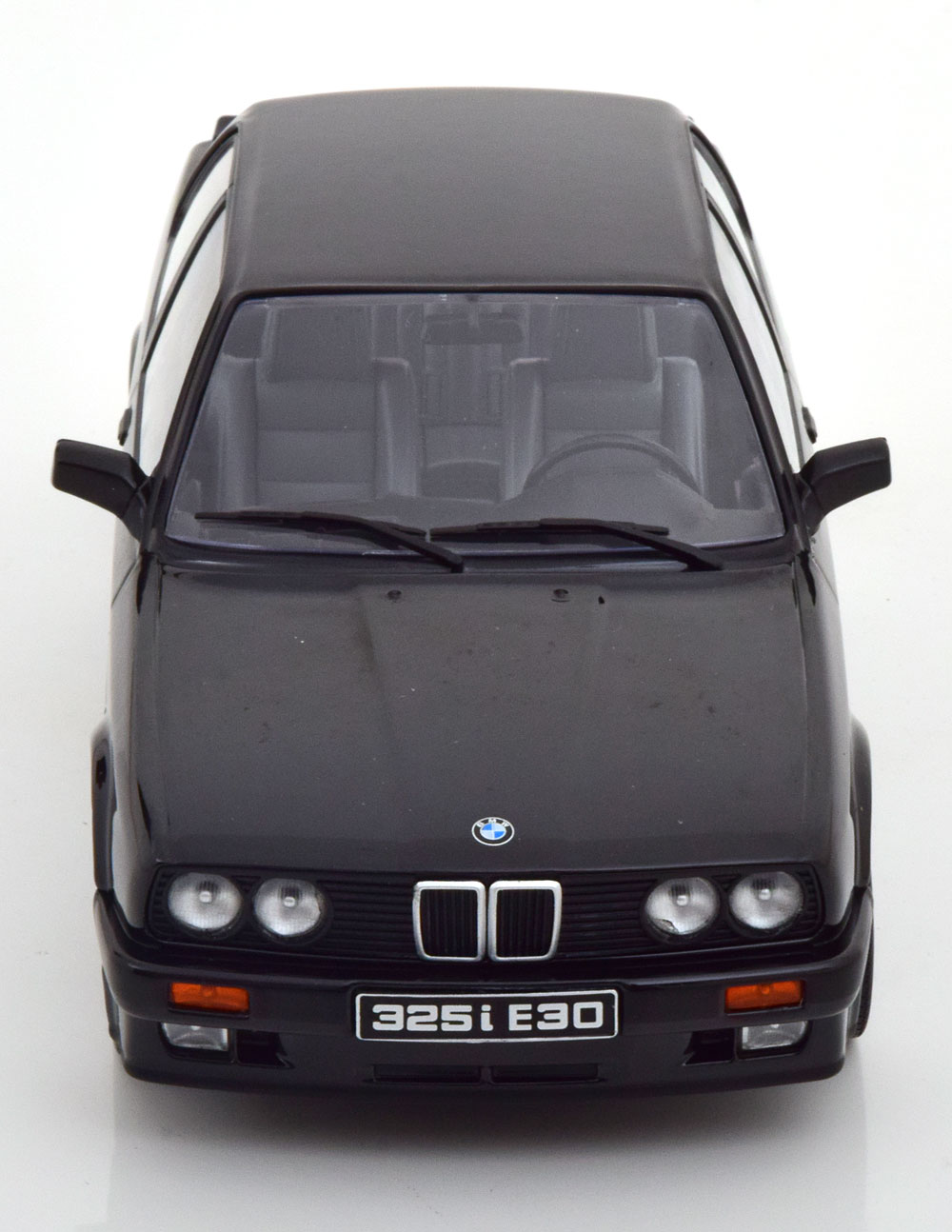 1:18 KK-Scale BMW 325i E30 M-Paket 1 1987 black