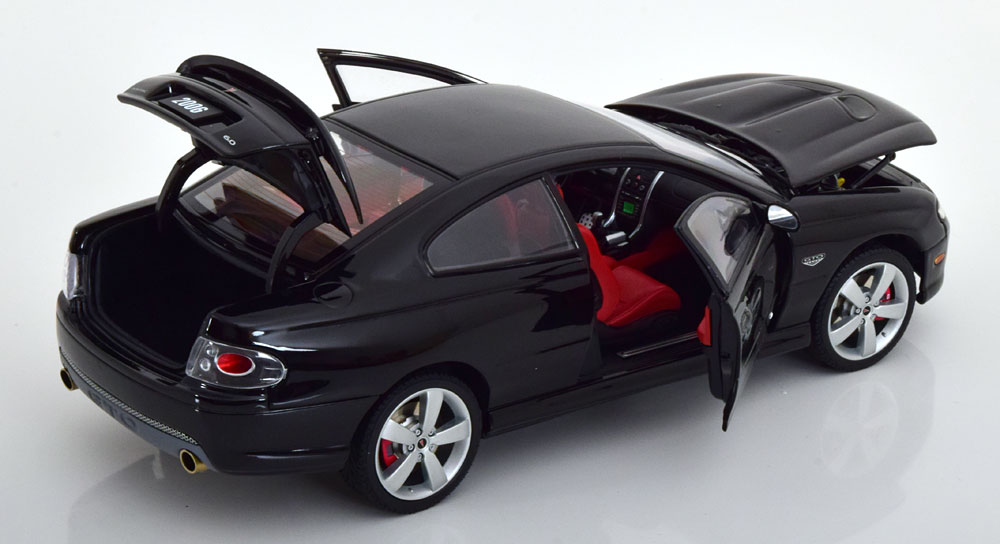1:18 GMP Pontiac GTO 2006 black