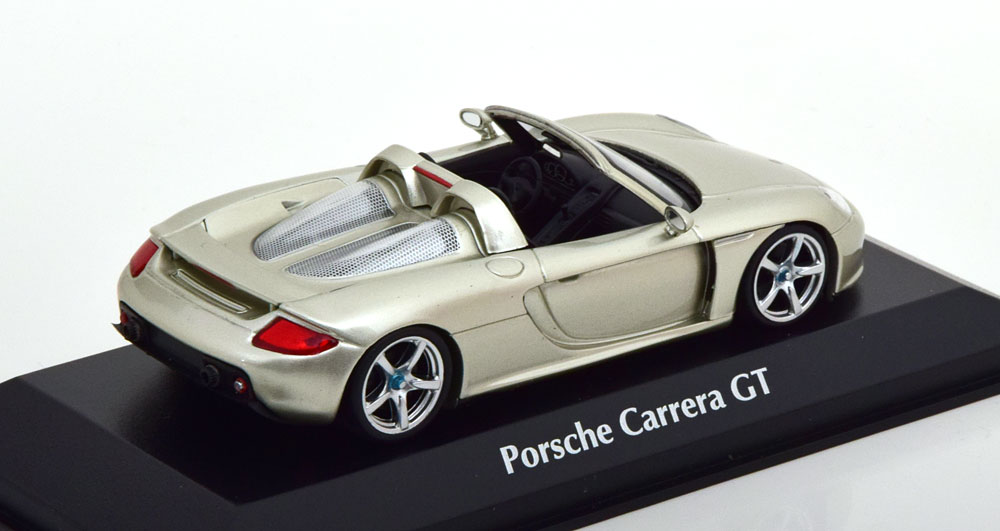 1:43 Minichamps Porsche Carrera GT  2003 silver