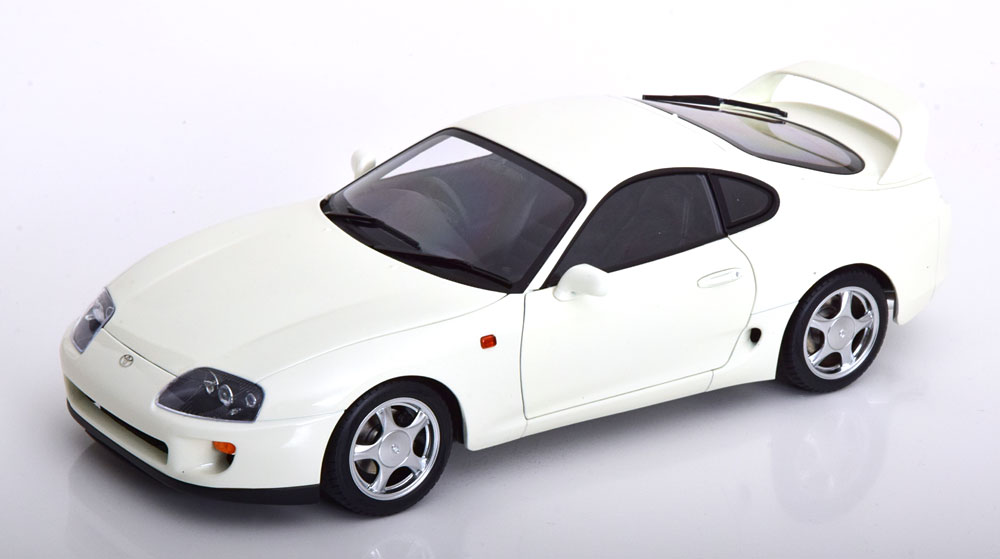 1:18 LCD Models Toyota Supra A80 with lifting platform 1993-2002